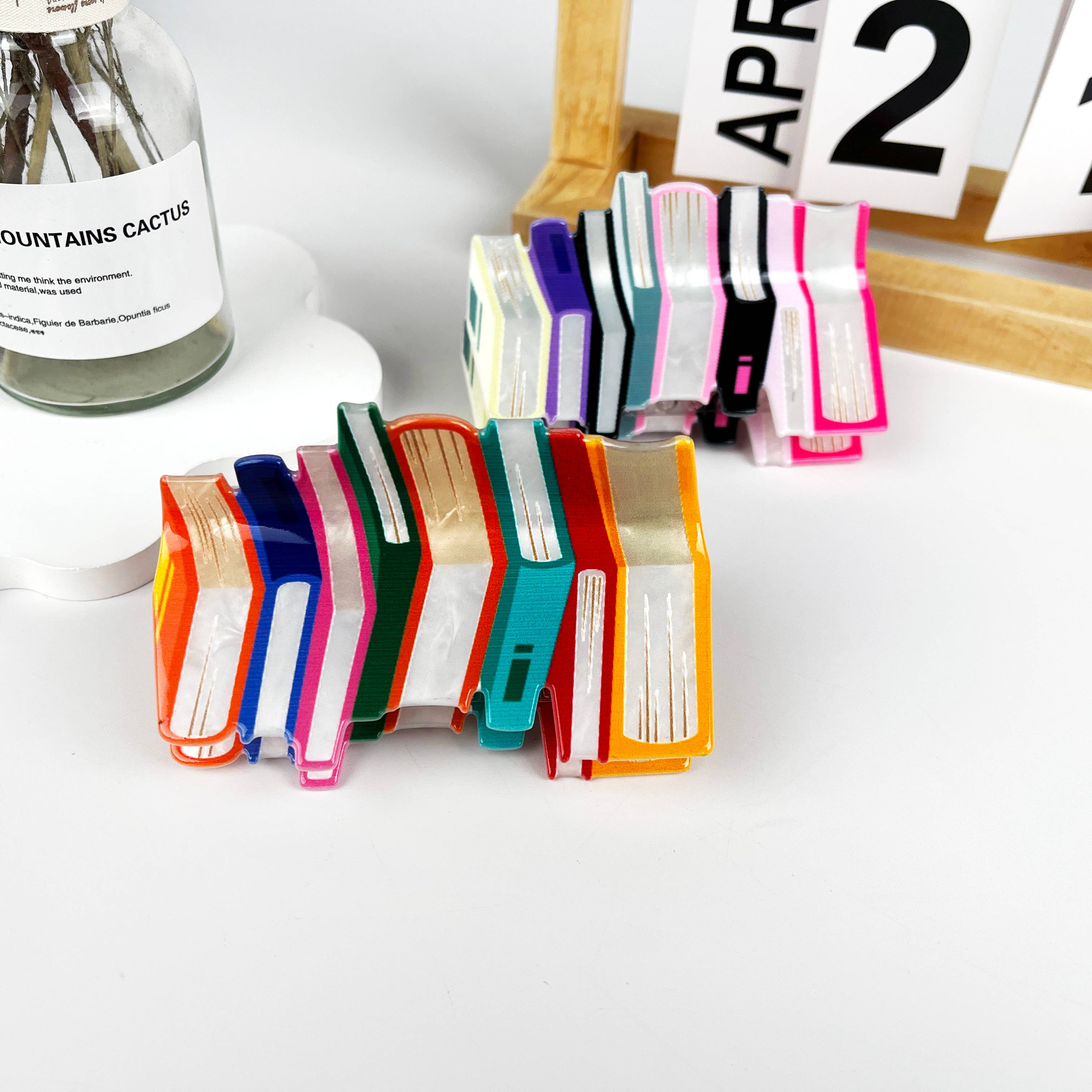 mildstyles: Ocean of Knowledge Book Hair claw clip