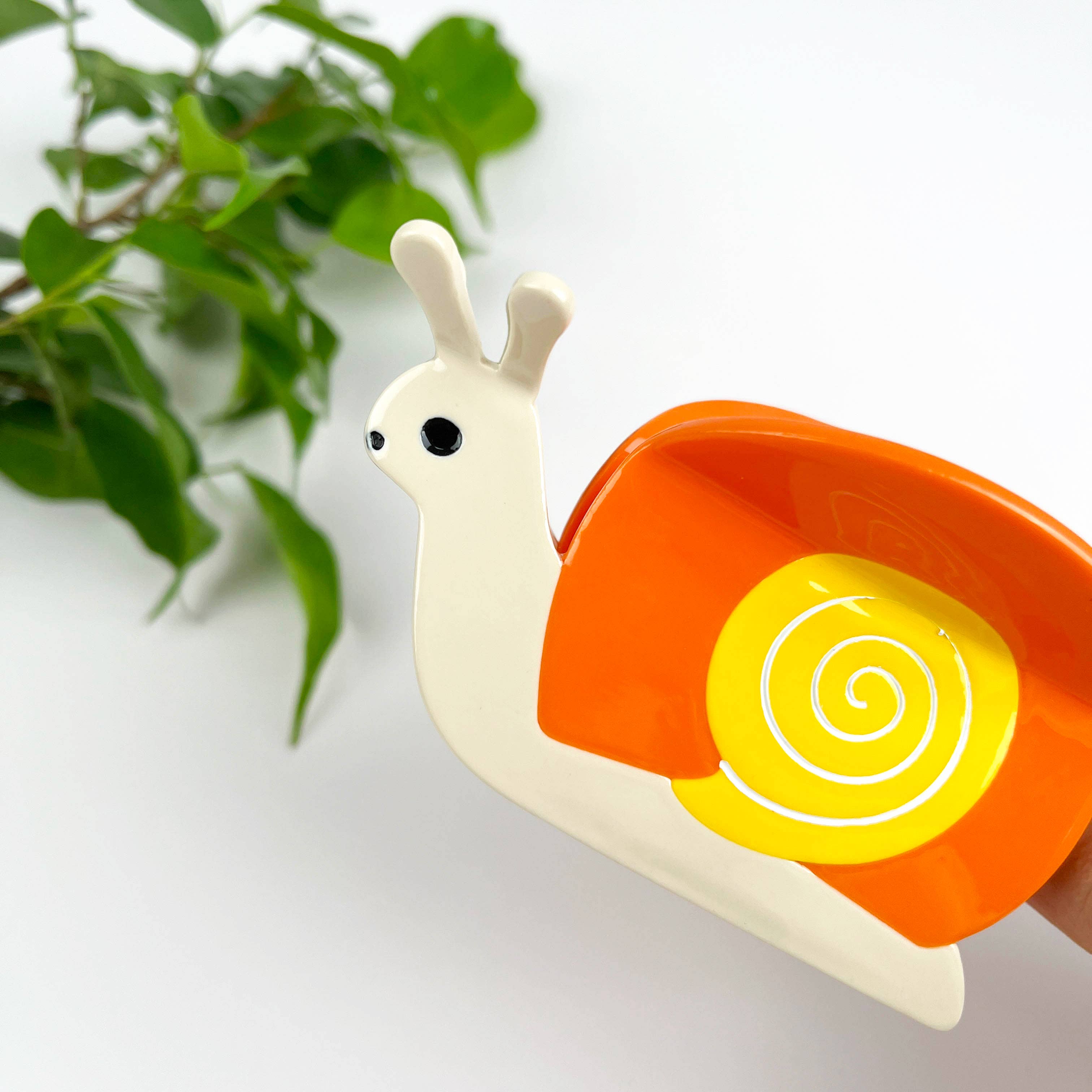 mildstyles: Snail Hair Claw Clip