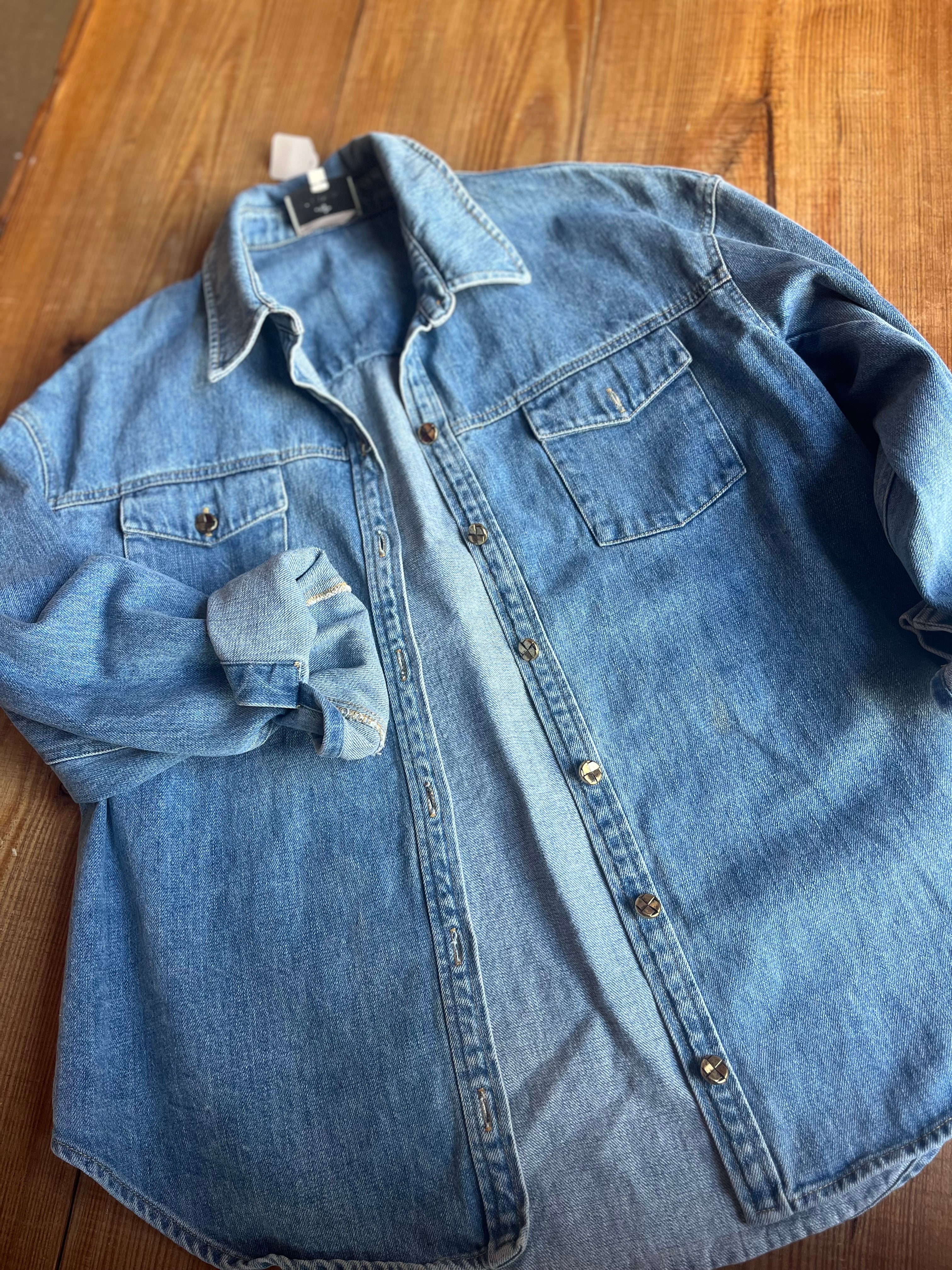 PRIDE DENIM JACKET “I EAT PEACHES” - Image 4